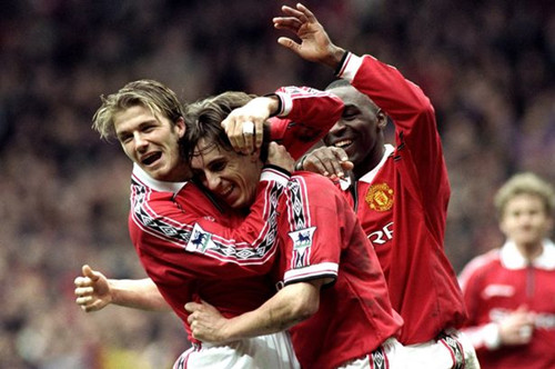 现代足球中 现代足球中